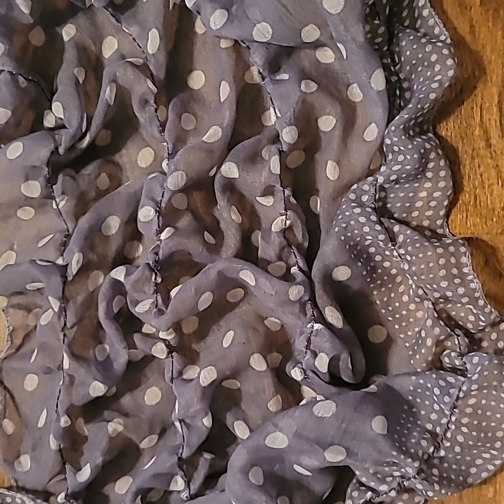 Scarf - Picture 2 of 3